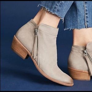 Sam Edelman Women's Leather Packer Booties SZ 7 M